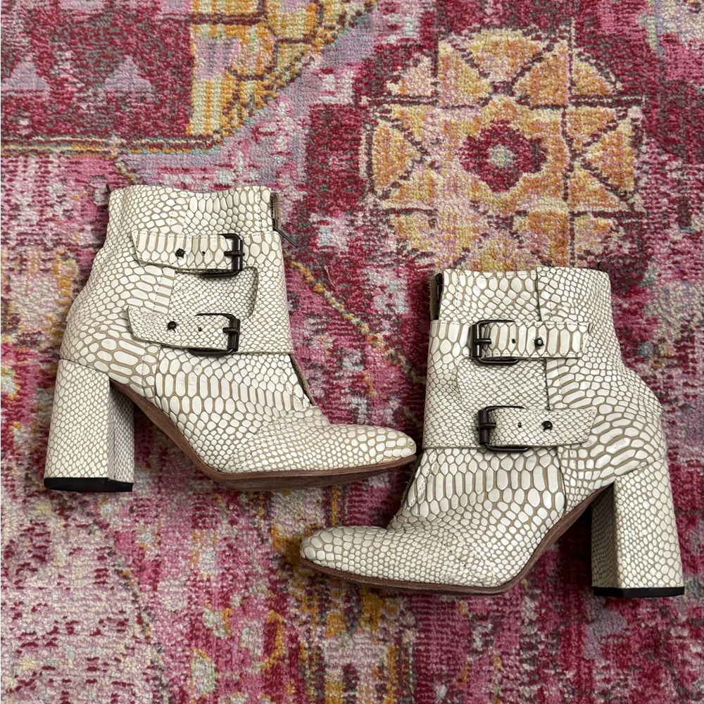 Freebird Joey Ankle Boots